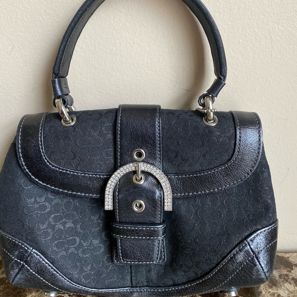 Coach hand bag for women